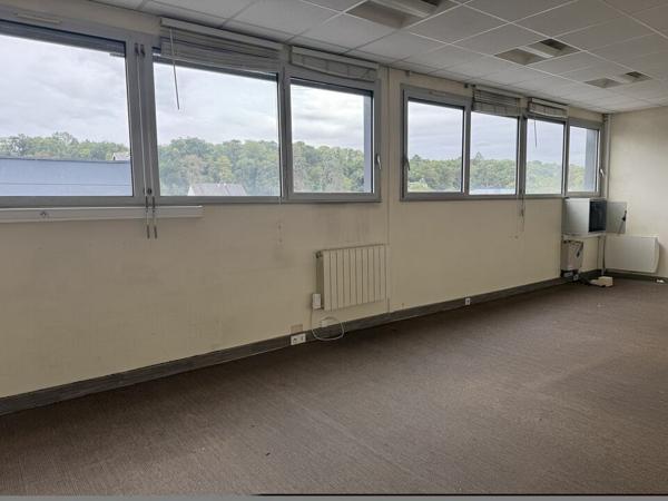 SAINT AVERTIN BUREAU A LOUER 48 M²