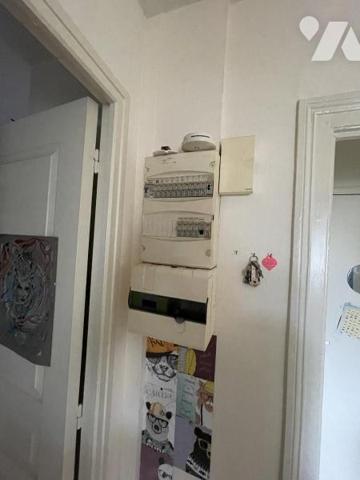 IMMEUBLE A USAGE DE COMMERCE ET D'HABITATION