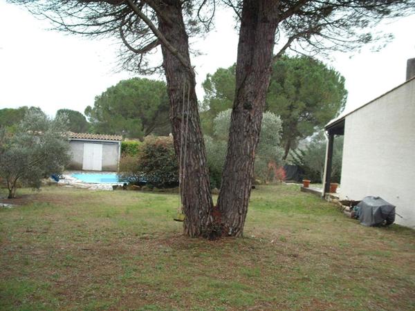 Villa t5 de 90m² sur terrain 1660m² avec piscine