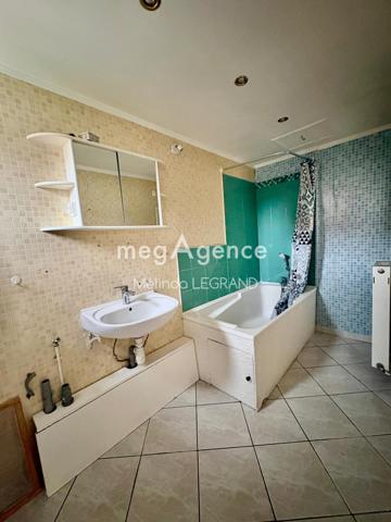 Maison à CALAIS, 62100 - 4 pièces 76m²