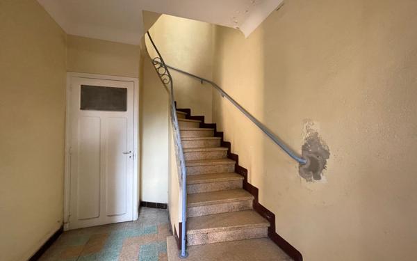 Appartement à vendre    4 pièces • 84 m2 Thuir