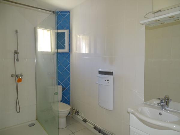 A VENDRE APPARTEMENT DE TYPE 2 LOUE- SECTEUR BORDEAUX VICTOIRE / CAPUCINS , Bordeaux A VENDRE APPARTEMENT DE TYPE 2 LOUE- SECTEUR BORDEAUX VICTOIRE / CAPUCINS , Bordeaux