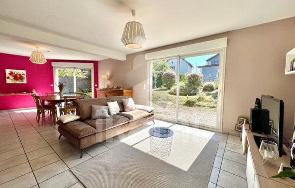 Maison 6 pièces, 140m2 centre ville de Lons-le-Saunier