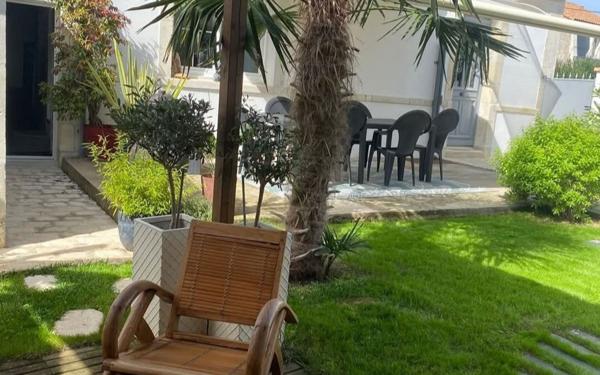 Maison à vendre    3 pièces •  Port-des-Barques