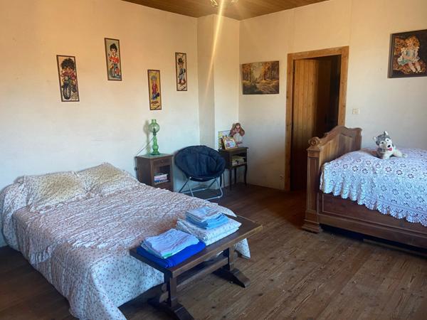 LA CLAYE 85320 15 MIN DES PLAGES ADORABLE MAISON EN PIERRES AVEC DEPENDANCES ET JARDIN CLOS A PRIX FOU