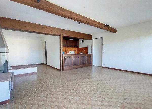 Maison à vendre    7 pièces •  Valensole