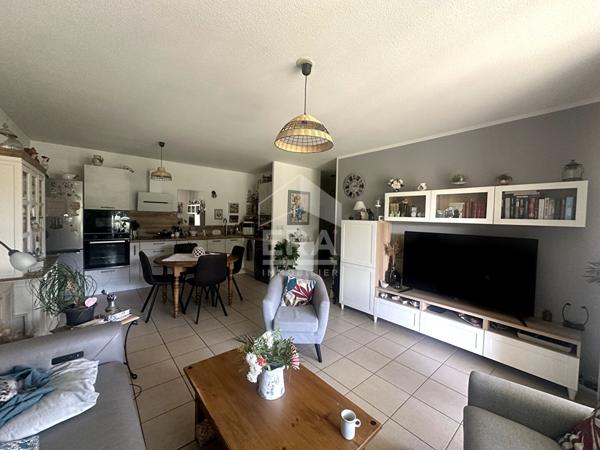 A VENDRE 83470 SAINT MAXIMIN LA SAINTE BAUME APPARTEMENT T3 62M² AVEC TERRASSE GARAGE ET PLACE DE PARKING