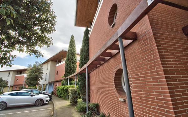 Appartement à vendre    2 pièces • 32 m2 Toulouse