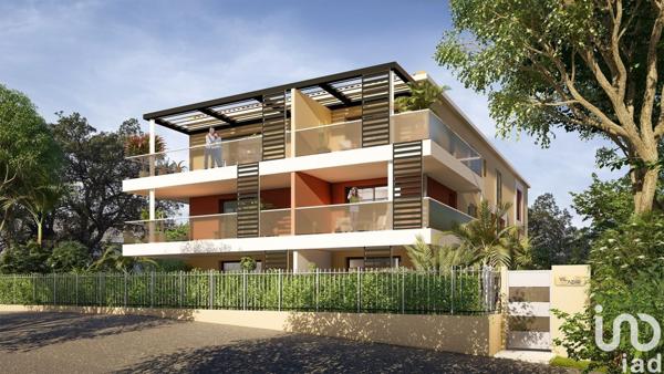 Appartement 4 pièces de 83 m² à Saint-Raphaël (83700)