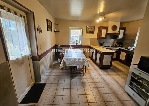 Maison à LANDEBAERON, 22140 - 5 pièces 139m²