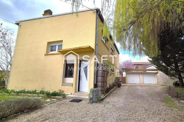 Maison rénovée avec jardin calme, proche centre ville