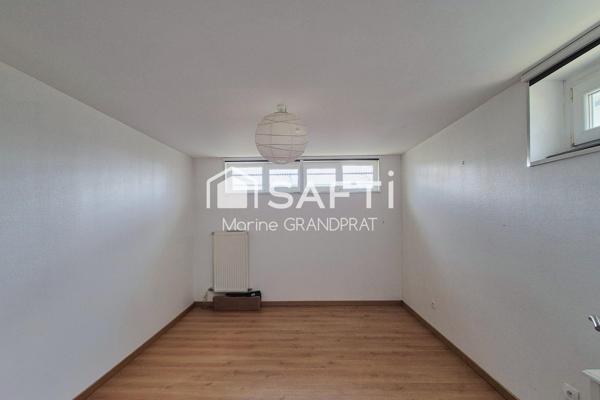 Maison rénovée avec jardin calme, proche centre ville