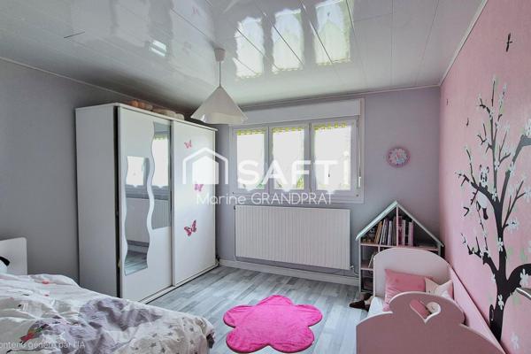 Maison rénovée avec jardin calme, proche centre ville