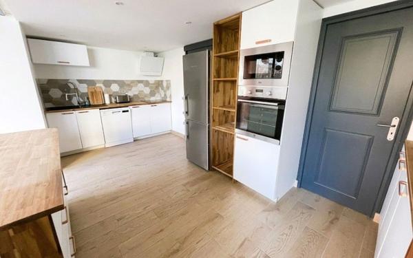 Maison à vendre    8 pièces • 161 m2 Antony