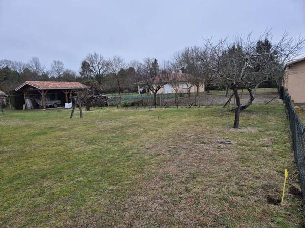 Terrain à vendre |  Saint-Perdon |  892 m²