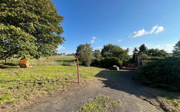 Maison à vendre    4 pièces • 100 m2 Roumazières-Loubert