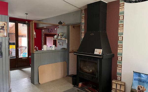 Maison à vendre    4 pièces • 100 m2 Roumazières-Loubert