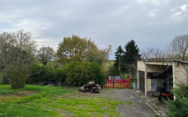 Maison à vendre    4 pièces • 100 m2 Roumazières-Loubert