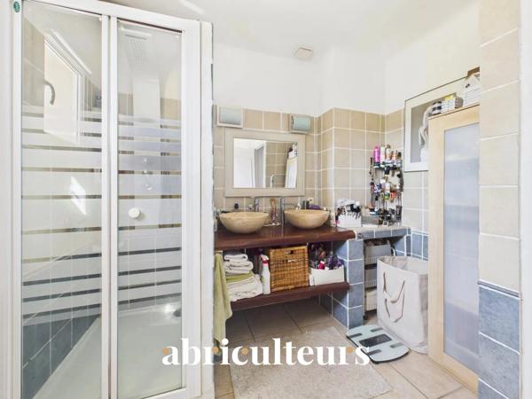 Maison familiale avec dépendance de 192 m² en vente à Bouc-Bel-Air(13320)