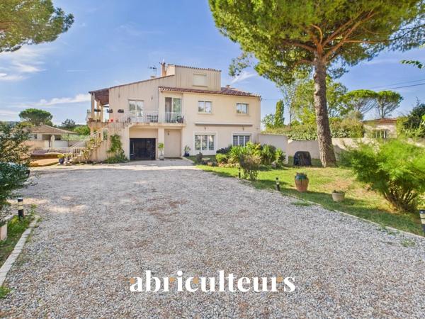 Maison familiale avec dépendance de 192 m² en vente à Bouc-Bel-Air(13320)