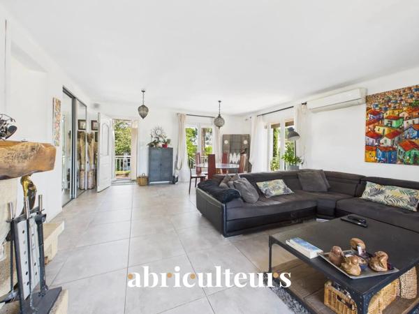 Maison familiale avec dépendance de 192 m² en vente à Bouc-Bel-Air(13320)