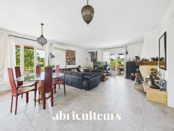 Maison familiale avec dépendance de 192 m² en vente à Bouc-Bel-Air(13320)