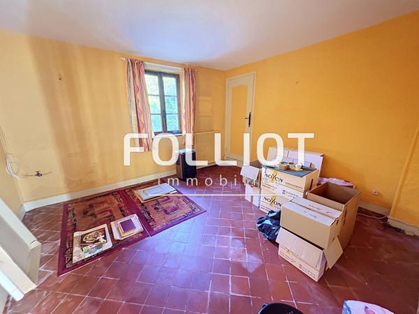 A VENDRE 10 MN SAINT LO Maison dans bourg tous commerces 50680