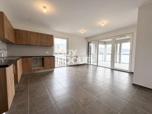 Appartement à louer de 3 pièces de 69.87 m² RÉF 601