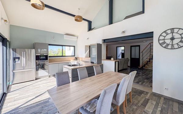 Maison à vendre    4 pièces •  Serres-Castet