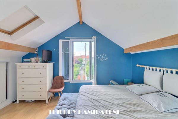 AU COEUR DE LA COLONIE !! TRES BELLE MAISON 1930 ENTIEREMENT RENOVEE DE 99M2 5 PIECES 3 CHAMBRES AVEC 2 TERRASSES S/SOL TOTAL A PROXIMITE DE L ECOLE ST GENEVIEVE ET DE LA GARE DU CENTRE VILLE