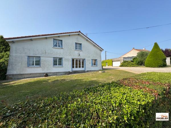 Maison 9 pièces à vendre à Berneuil
