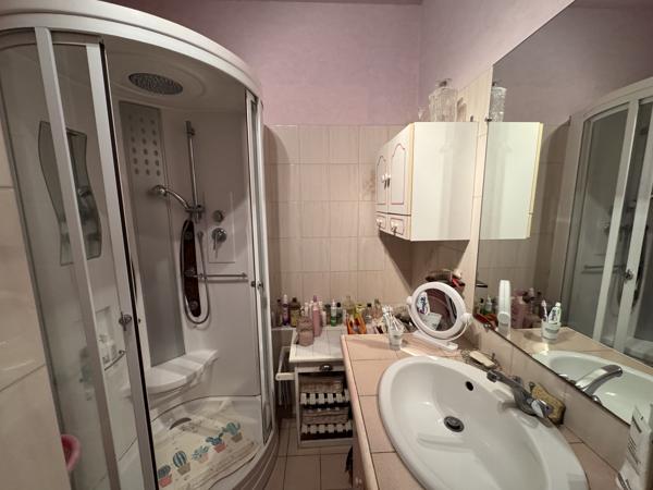 Maison 9 pièces à vendre à Berneuil