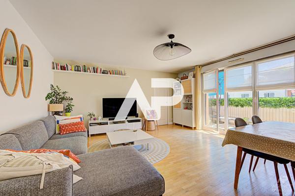 Appartement Rueil Malmaison 4 pièce(s) 86 m2 €595 000 ** - Référence 19963