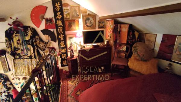 L'Isle-sur-la-Sorgue (84800) Studio lumineux au cœur de la " Venise provençale "