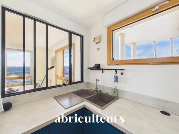 Appartement exceptionnel de 119.0 m² Avec extérieurs Immeuble de 2019 prestigieux Au pied du Métro