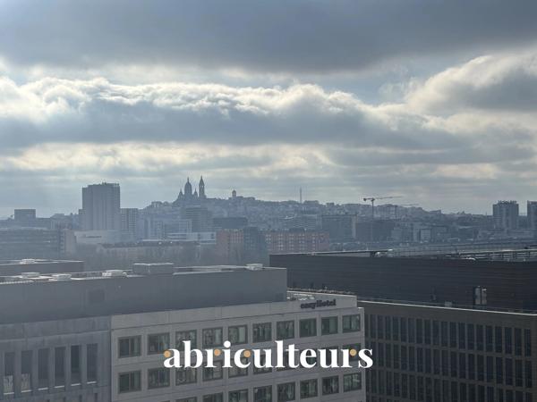 Appartement exceptionnel de 119.0 m² Avec extérieurs Immeuble de 2019 prestigieux Au pied du Métro