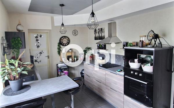 Maison à vendre    5 pièces •  Uberach