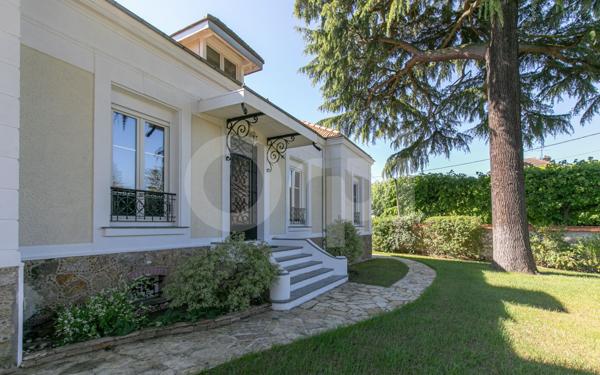 Maison à vendre    9 pièces •  Sucy-en-Brie