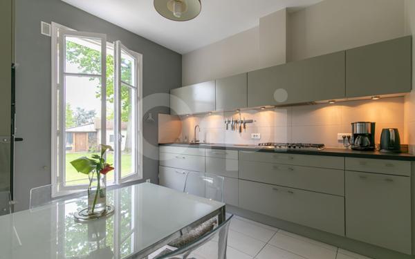 Maison à vendre    9 pièces •  Sucy-en-Brie