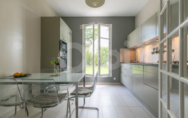 Maison à vendre    9 pièces •  Sucy-en-Brie