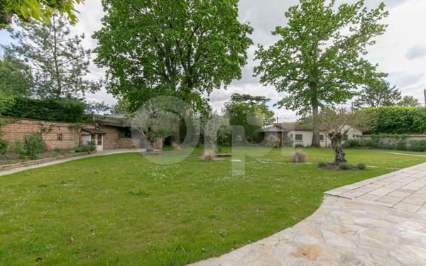 Maison à vendre    9 pièces •  Sucy-en-Brie