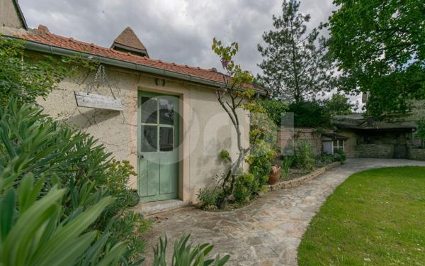 Maison à vendre    9 pièces •  Sucy-en-Brie