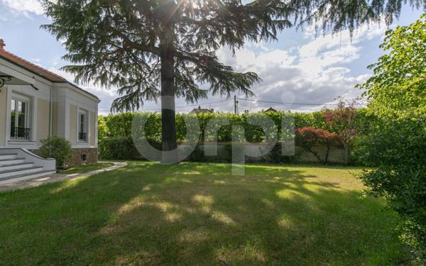 Maison à vendre    9 pièces •  Sucy-en-Brie