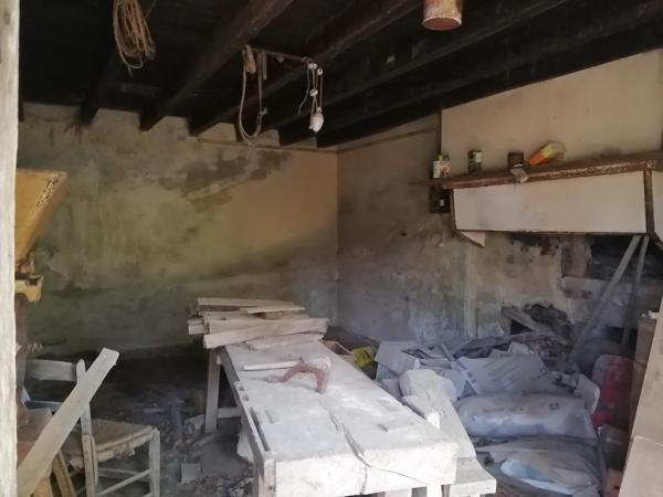 Petit corps de ferme à restaurer !