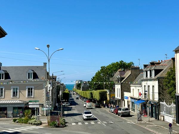 APPARTEMENT SAINT MALO PARAME CENTRE - ROCHEBONNE- ASCENSEUR - BALCON