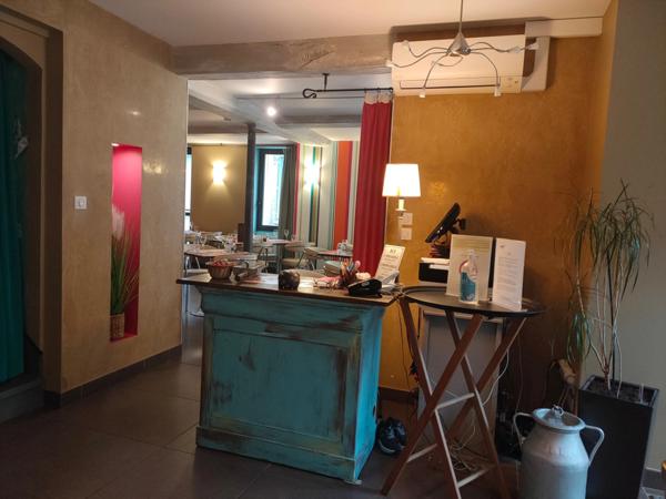 restaurant