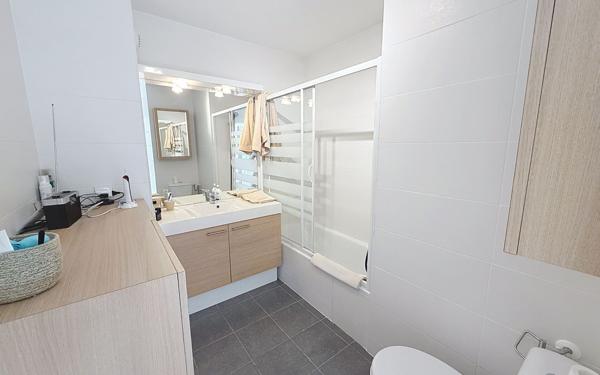 Appartement à vendre    2 pièces •  Nice