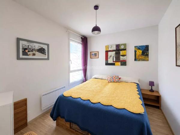 Vente                                                      Appartement
                        
                     4 pièces                      80 m2                     à Le Bono