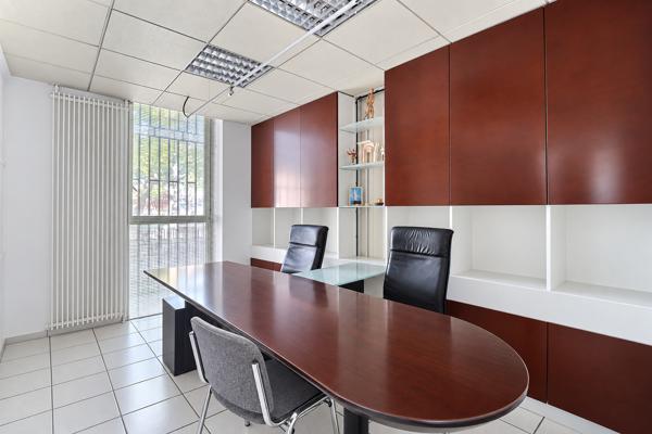 BORDEAUX BASTIDE – Immeuble mixte de 10pièces