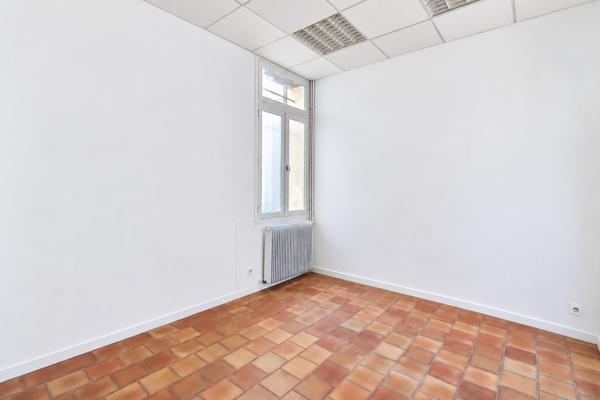 BORDEAUX BASTIDE – Immeuble mixte de 10pièces